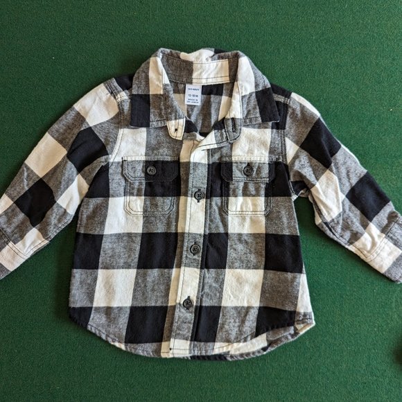 Bundle of Toddler Boy's Flannel Button Down Shirts 💙 - Picture 2 of 7
